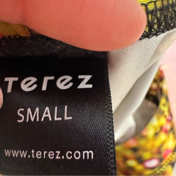 Terez X Peloton Women’s cropped Leggings Size Small - Picture 4 of 5